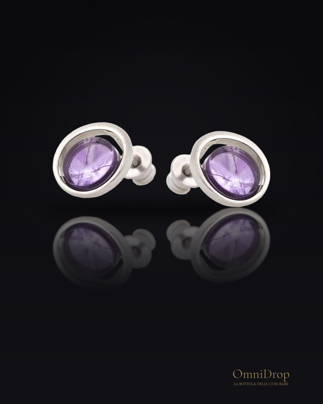 Orecchini a lobo in ametista viola tonda naturale, in argento rodiato 925