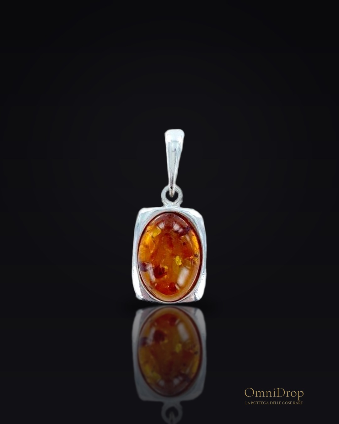 Ciondolo rettangolo in ambra baltica cognac ovale, argento 925, 10x13 mm