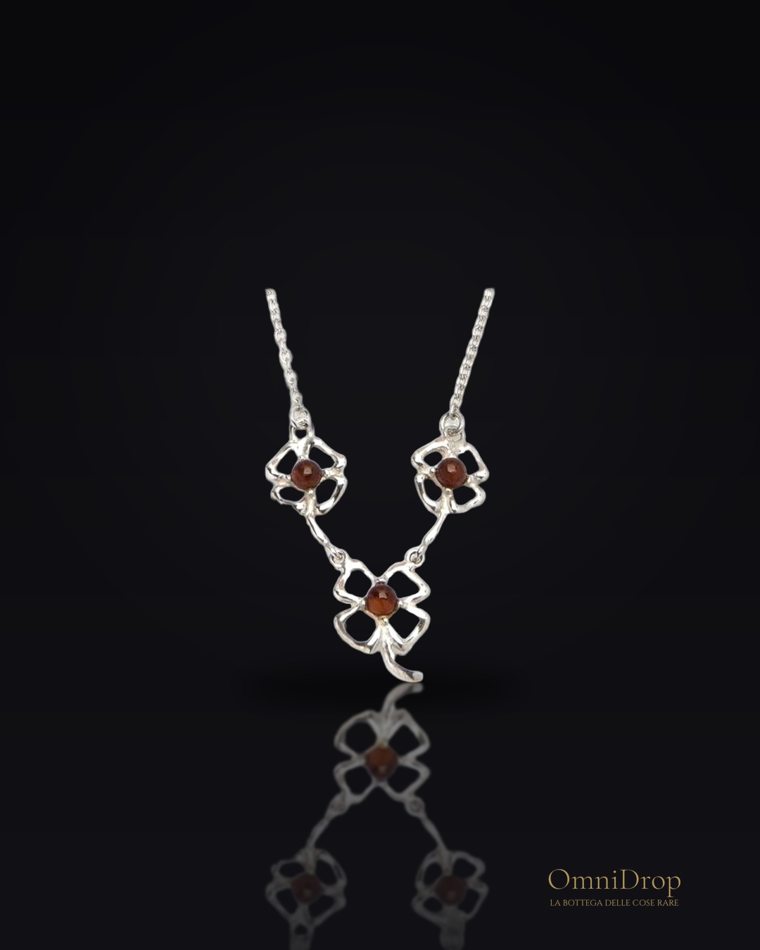 Collana in ambra baltica cognac sfera naturale, in argento rodiato 925, 42+3 cm
